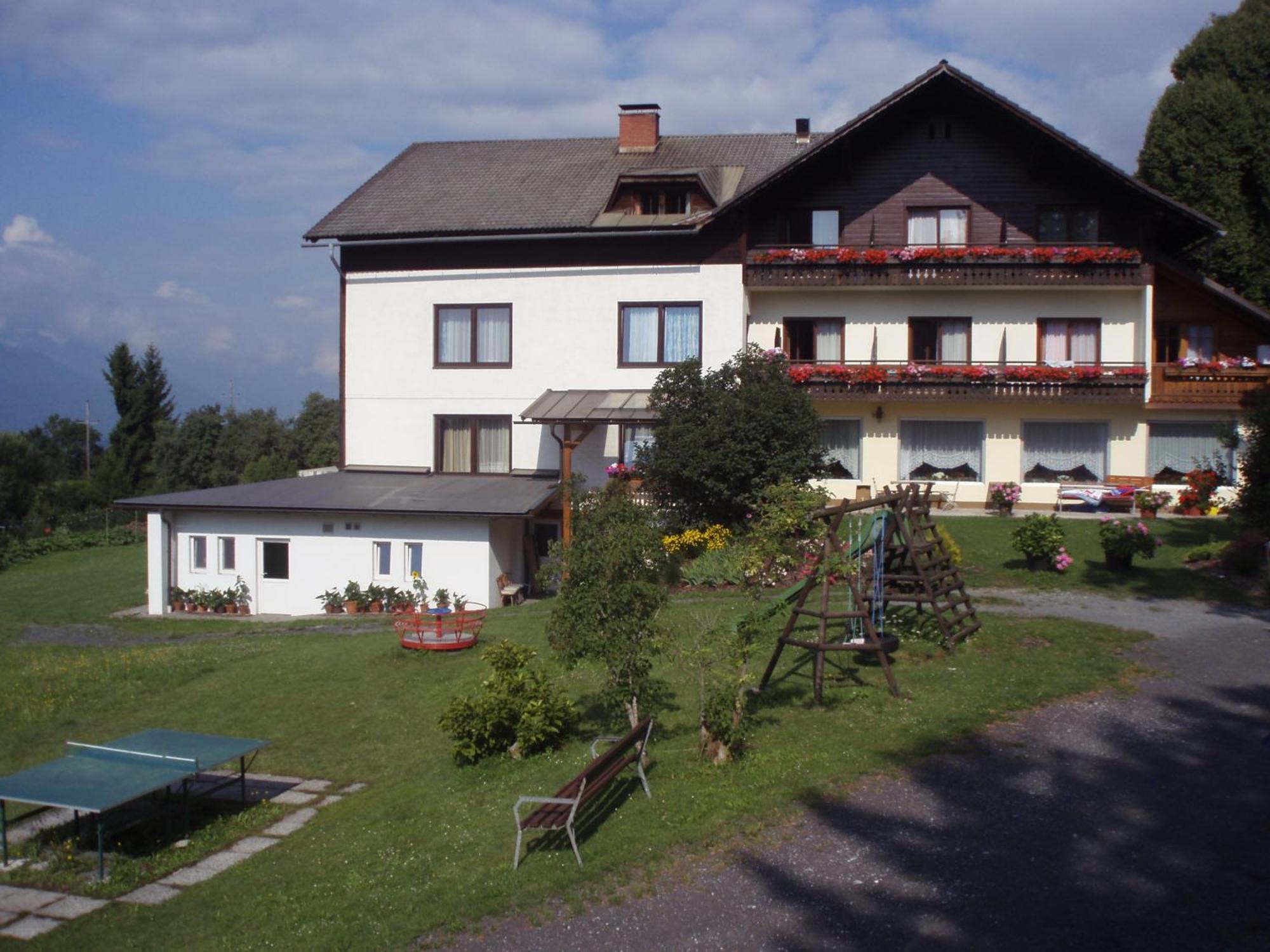 Naturgut Gailtal Sankt Stefan an der Gail Buitenkant foto