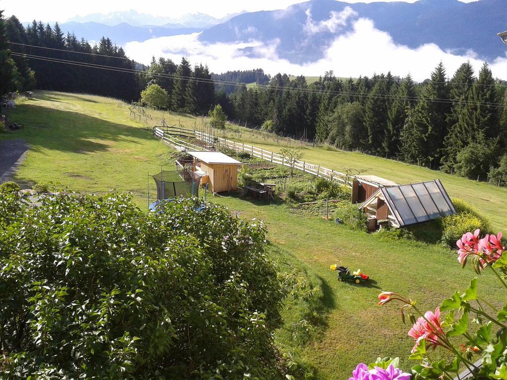 Naturgut Gailtal Sankt Stefan an der Gail Buitenkant foto