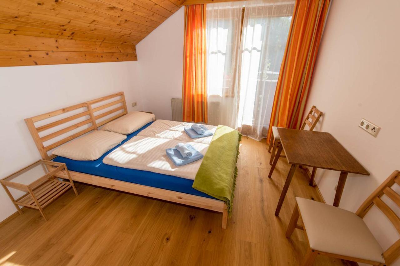 Naturgut Gailtal Sankt Stefan an der Gail Buitenkant foto
